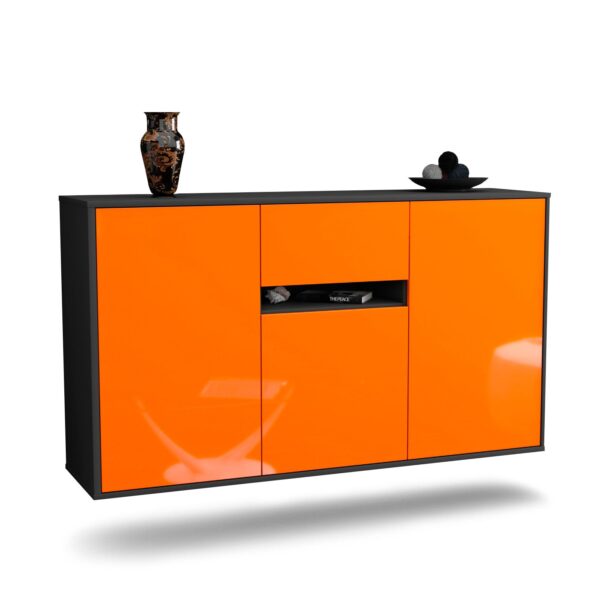 Sideboard Hampton | hängend | Korpus Anthrazit | Front in Hochglanz Orange | 136x79x35cm (BxHxT)