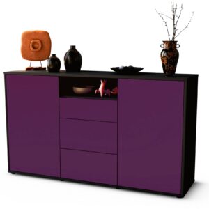 Sideboard Donnice | Korpus Anthrazit | Front in Lila | 136x79x35cm (BxHxT)