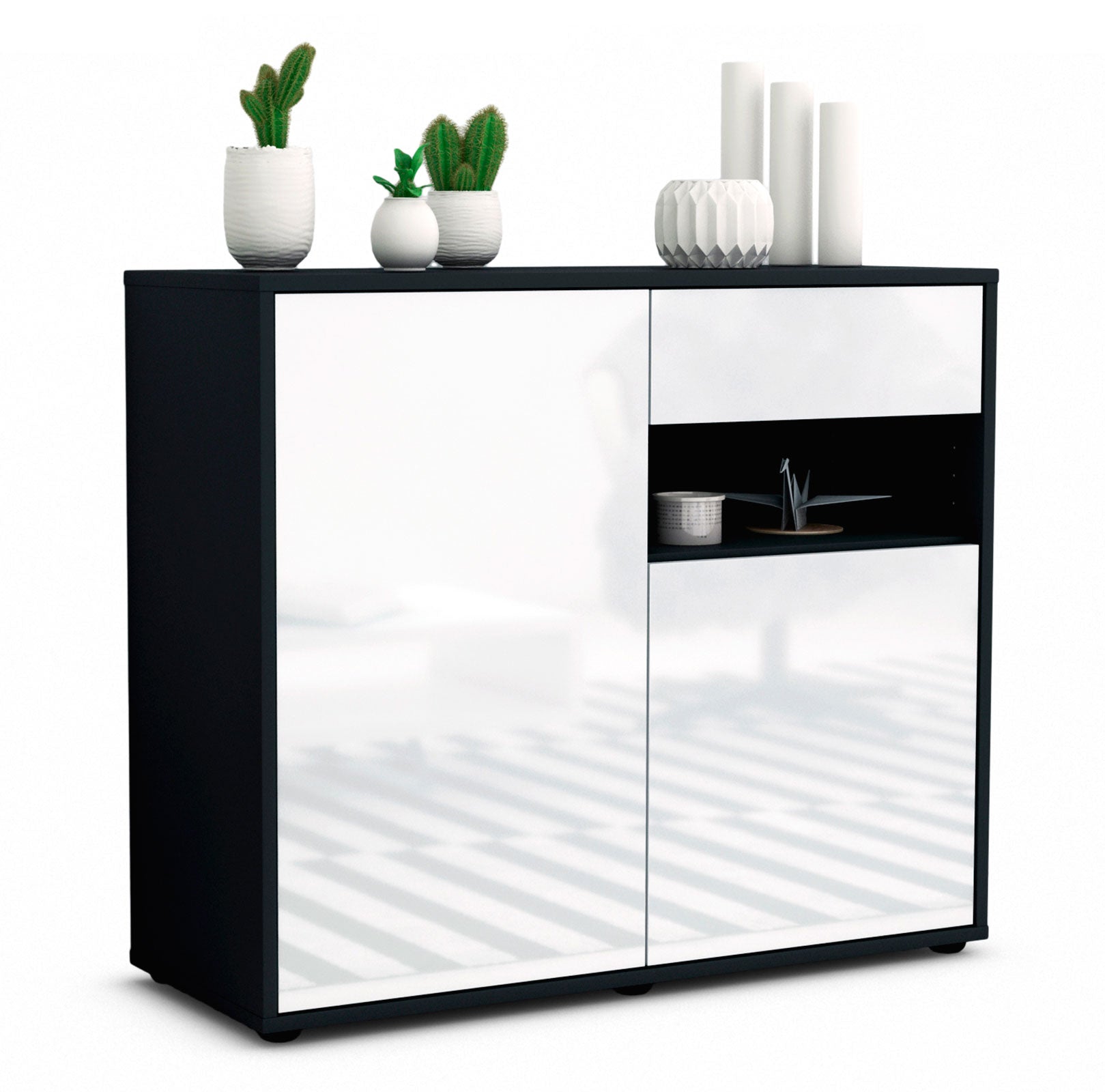Sideboard Charlotta | | Front in Hochglanz Weiß | 92x79x35cm (BxHxT) 1 Sideboard Charlotta | | Front in Hochglanz Weiß | 92x79x35cm (BxHxT)