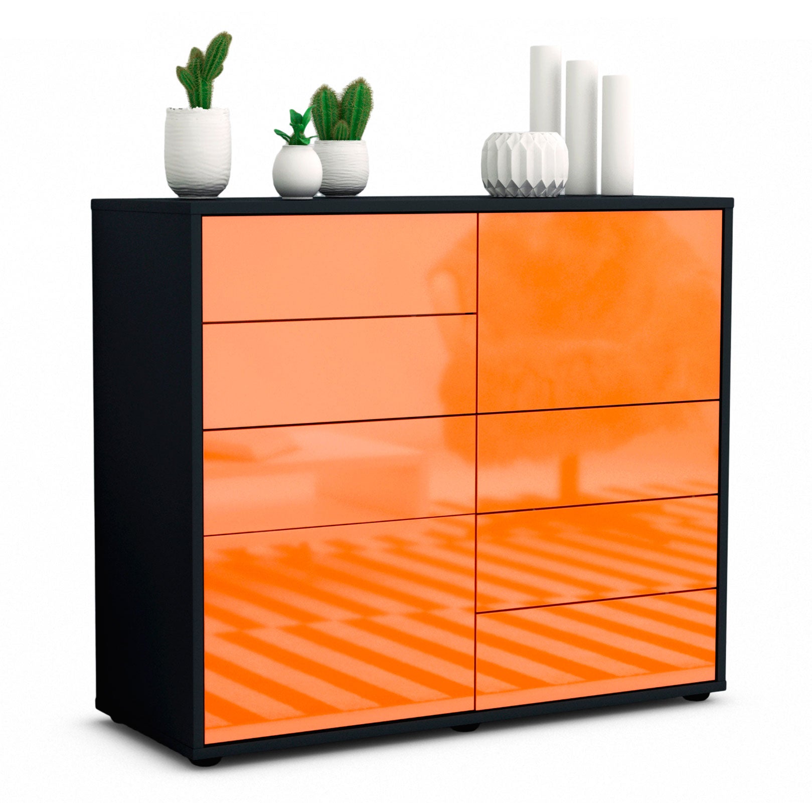 Sideboard Circe | | Front in Hochglanz Orange | 92x79x35cm (BxHxT) 1 Sideboard Circe | | Front in Hochglanz Orange | 92x79x35cm (BxHxT)