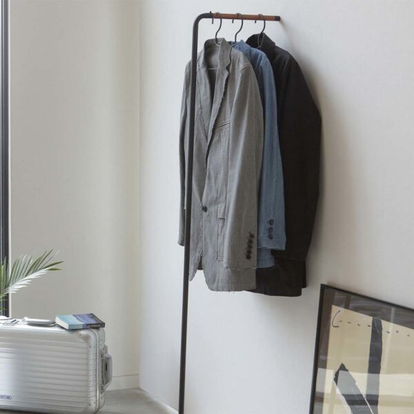 Garderobenständer 160cm zum Anlehnen "Tower" schwarz Yamazaki Home 7551