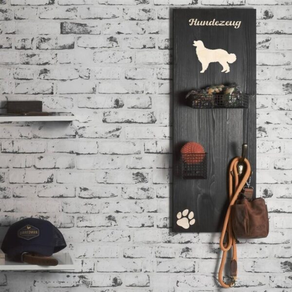 Wandgarderobe Holz 30x80cm "HUNDEZEUG" mit Haken und Körben (Landseer)