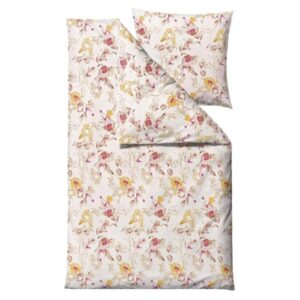 Satin-Bettwäsche aus Baumwolle in zedergelb | Södahl Flower Burst. Das strukturierte Schlafzimmer-Zubehör für Ihren geordneten Alltag.