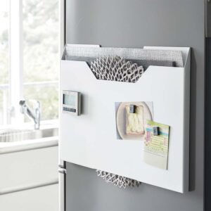 Yamazaki Tischset-Aufbewahrung magnetisch 50,5x36,5x2,5cm Metall weiß. Die ideale Lösung für eine übersichtliche Küche und perfekt geschützte Platzset