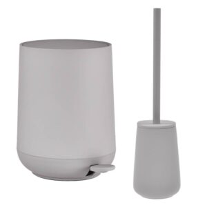 Bad-Accessoires Nova One Set 2tlg gull grey | Zone Denmark Monochrome Design-Kombi aus Soft-Touch Kosmetikeimer und Toilettenbürste aus Steingut fürs