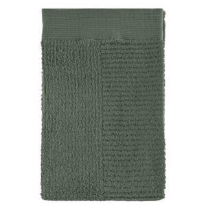 Badehandtuch Classic 70x140cm oliv grün | Zone Denmark Luxuriöses Duschtuch aus reiner Baumwolle 600g/m² extrem saugfähig für Wellness und Badezimmer.