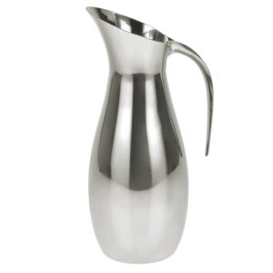 Wasserkaraffe mit Griff polierter Stahl 1,7 Liter | Zone Denmark. Zuverlässiger Getränkespender für strukturierte Meetings und den Schreibtisch.