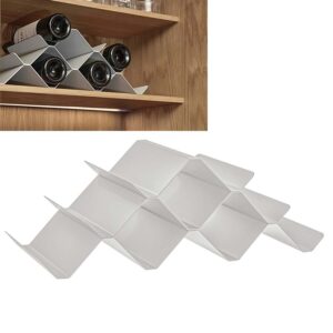 Weinregal für 9 Flaschen Metall Warm Grey | Zone Denmark. Minimalistischer Flaschenhalter im skandinavischen Design für das stilvolle Esszimmer.